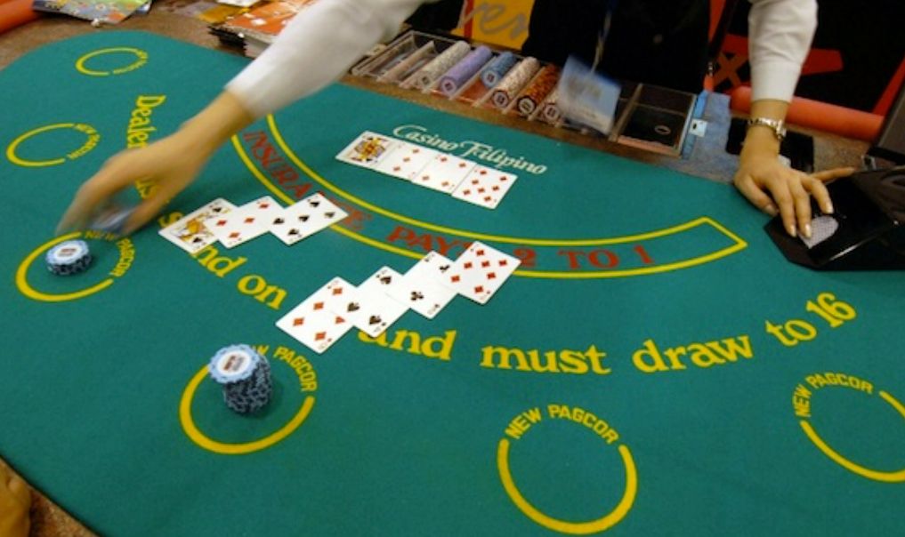 ایک اکاؤنٹ بنائیں یا Jackpot Dice کیسینو میں لاگ ان کریں۔